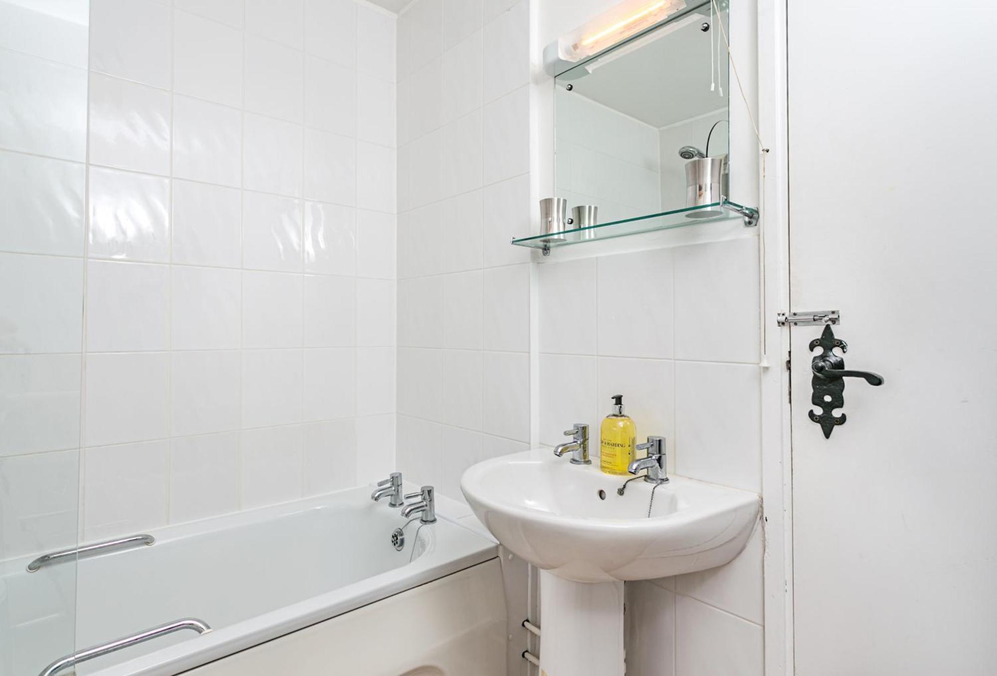 Laburnum Lodge Sleeps 6 Wheelchair Access مينهيد المظهر الخارجي الصورة